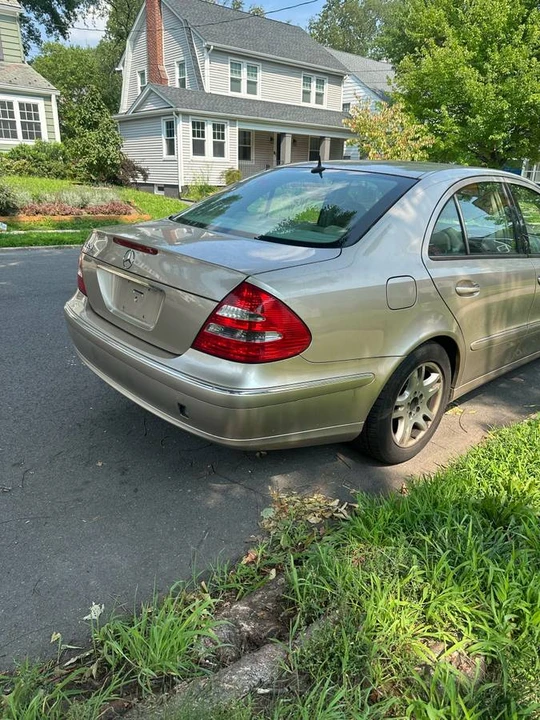 2004 Mercedes-Benz W211 E-Class - Image 6 of 12