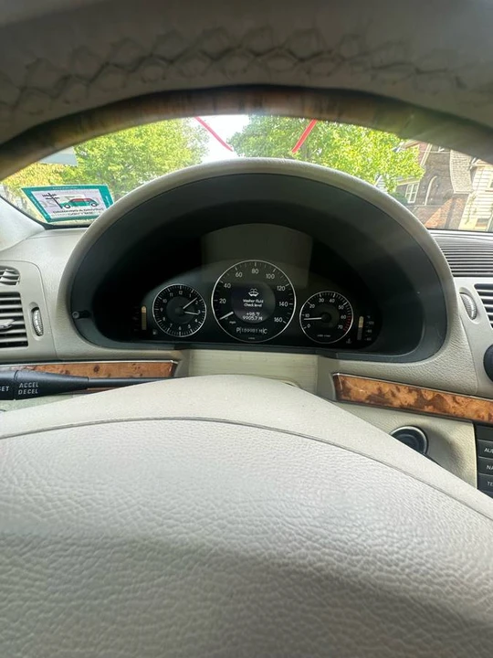 2004 Mercedes-Benz W211 E-Class - Image 11 of 12