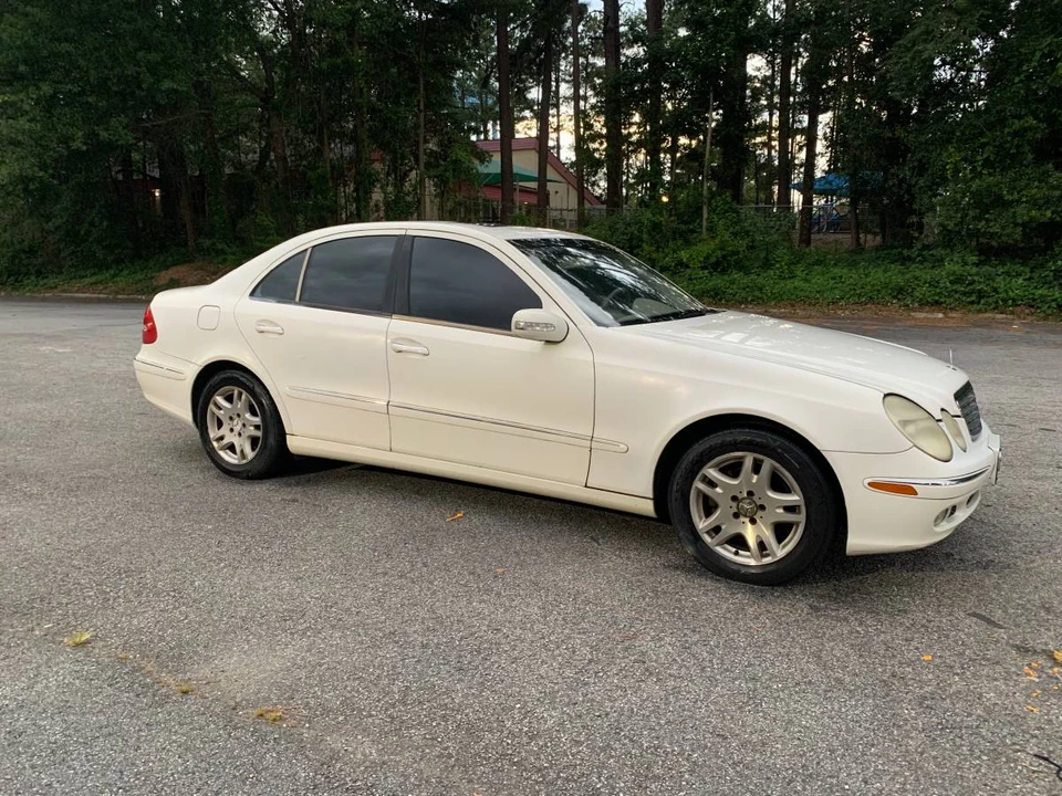 2004 Mercedes-Benz W211 E-Class - Image 4 of 10