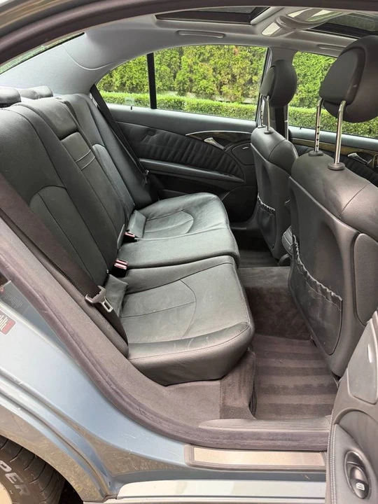 2004 Mercedes-Benz W211 E-Class - Image 8 of 10