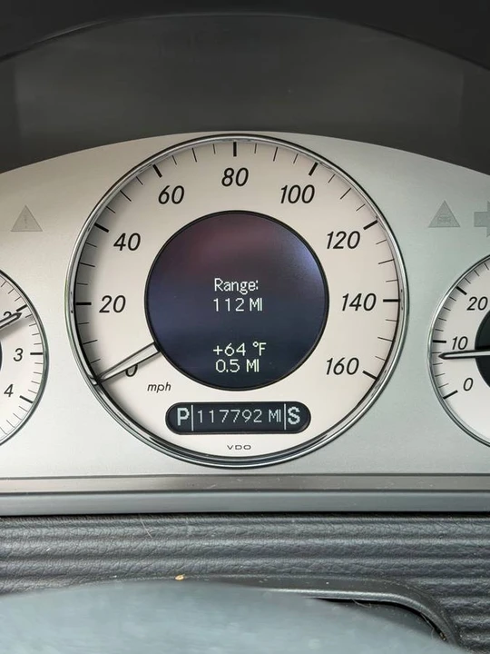 2004 Mercedes-Benz W211 E-Class - Image 10 of 10