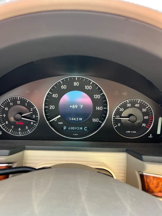 2004 Mercedes-Benz W211 E-Class - Image 12 of 21