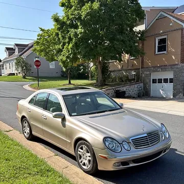 2004 Mercedes-Benz E320 4MATIC Sedan