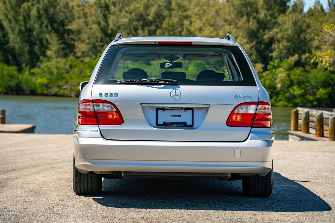 2004 Mercedes-Benz W211 E-Class - Image 8 of 31