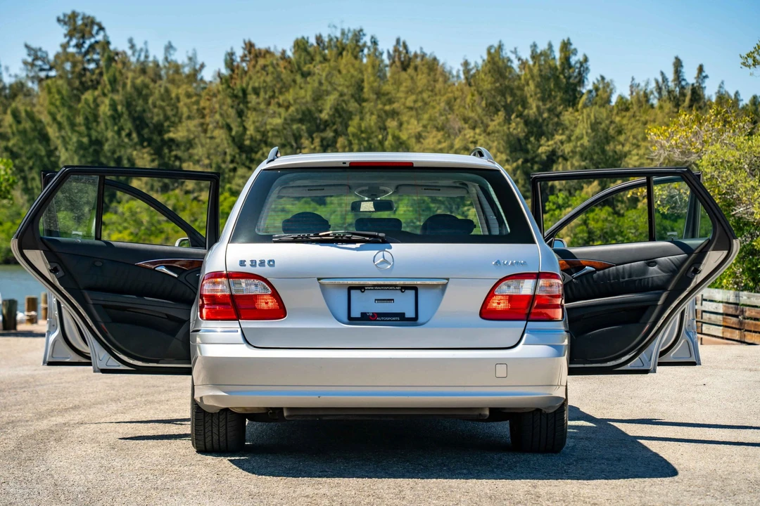 2004 Mercedes-Benz W211 E-Class - Image 14 of 31