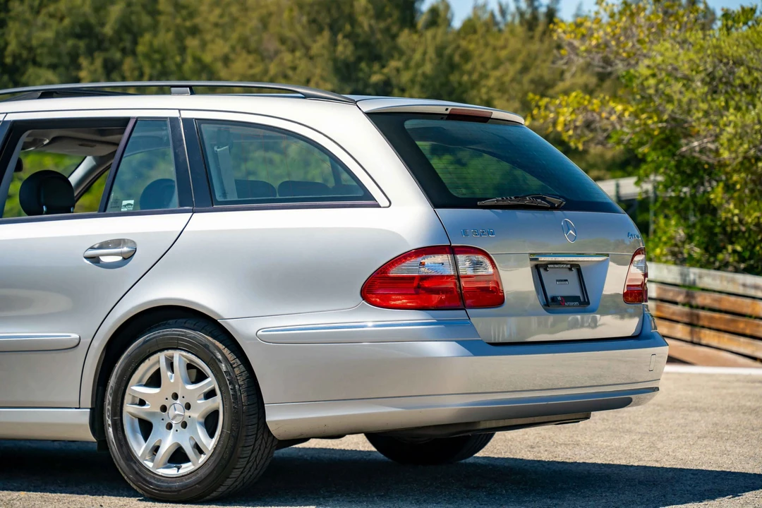 2004 Mercedes-Benz W211 E-Class - Image 24 of 31