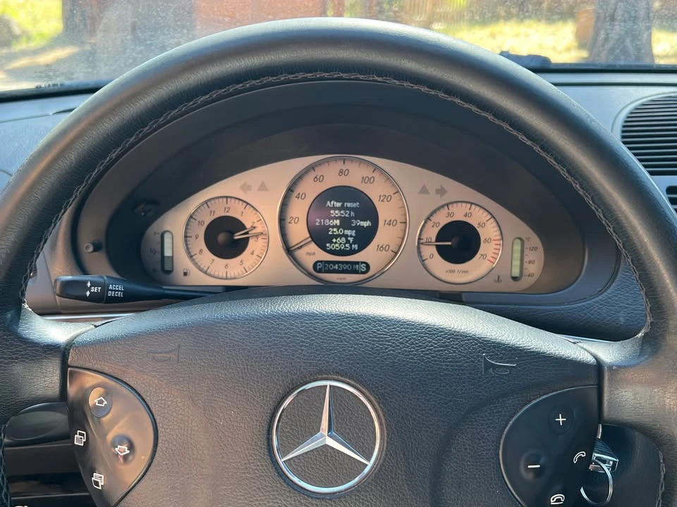 2004 Mercedes-Benz W211 E-Class - Image 8 of 10