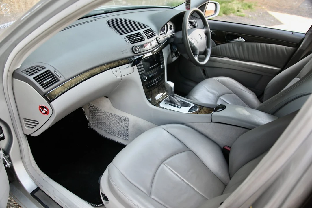 2004 Mercedes-Benz W211 E-Class - Image 27 of 30