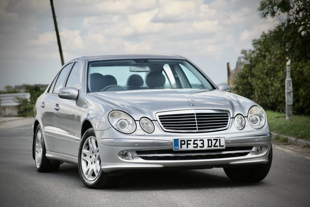 2004 Mercedes-Benz W211 E-Class - Image 2 of 30