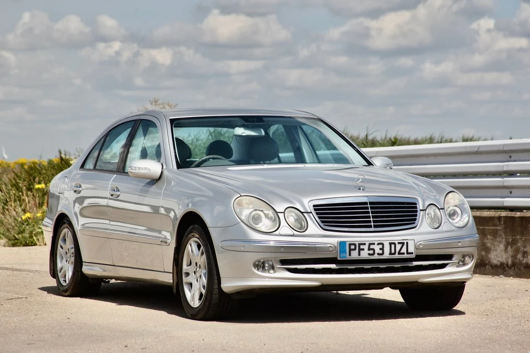 2004 Mercedes-Benz W211 E-Class - Image 15 of 30