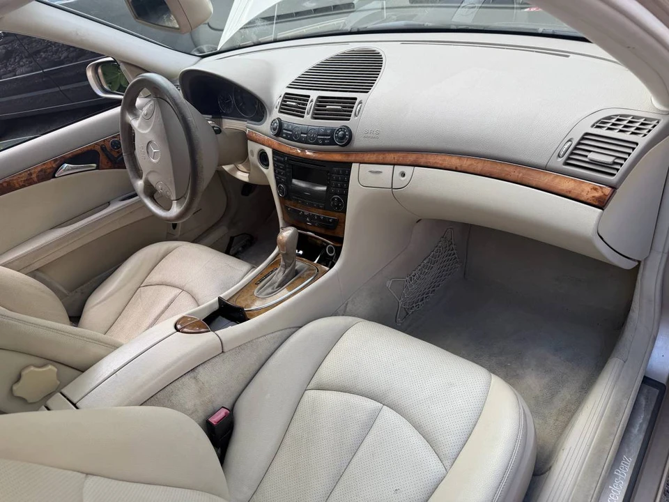 2004 Mercedes-Benz W211 E-Class - Image 11 of 14