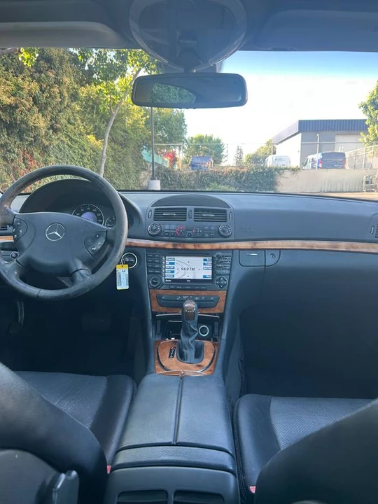 2004 Mercedes-Benz W211 E-Class - Image 11 of 16
