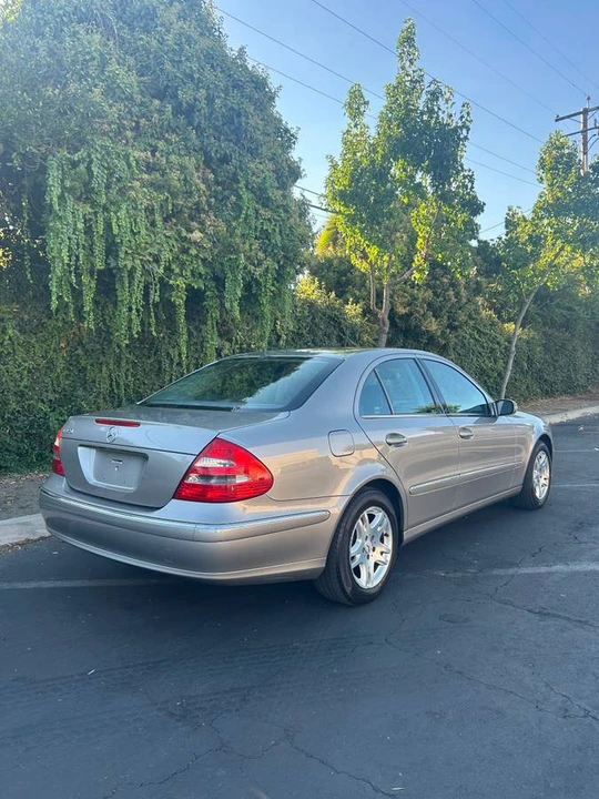 2004 Mercedes-Benz W211 E-Class - Image 15 of 16