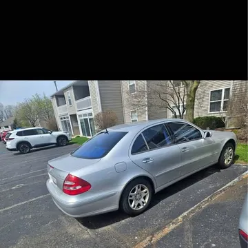 2004 Mercedes-Benz E320