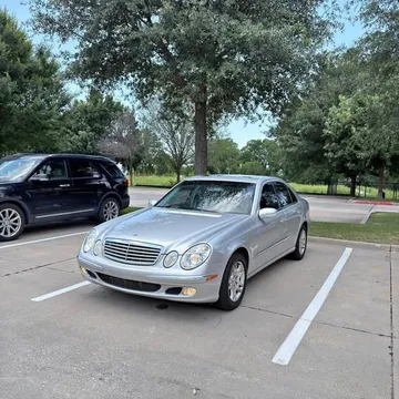 2004 Mercedes-Benz E320 Sedan
