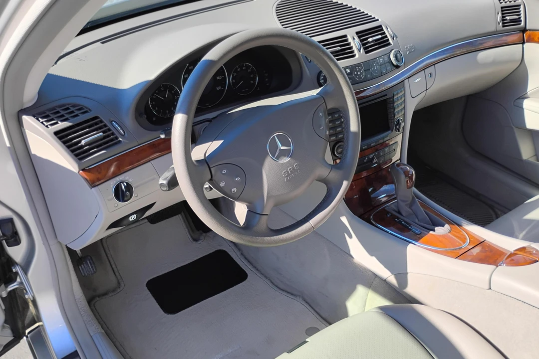 2004 Mercedes-Benz W211 E-Class - Image 15 of 31