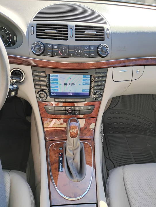 2004 Mercedes-Benz W211 E-Class - Image 23 of 31