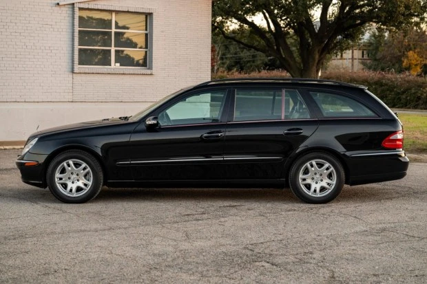 2004 Mercedes-Benz W211 E-Class - Image 3 of 8