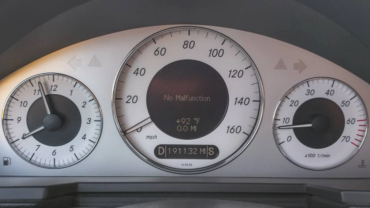 2004 Mercedes-Benz W211 E-Class - Image 18 of 24