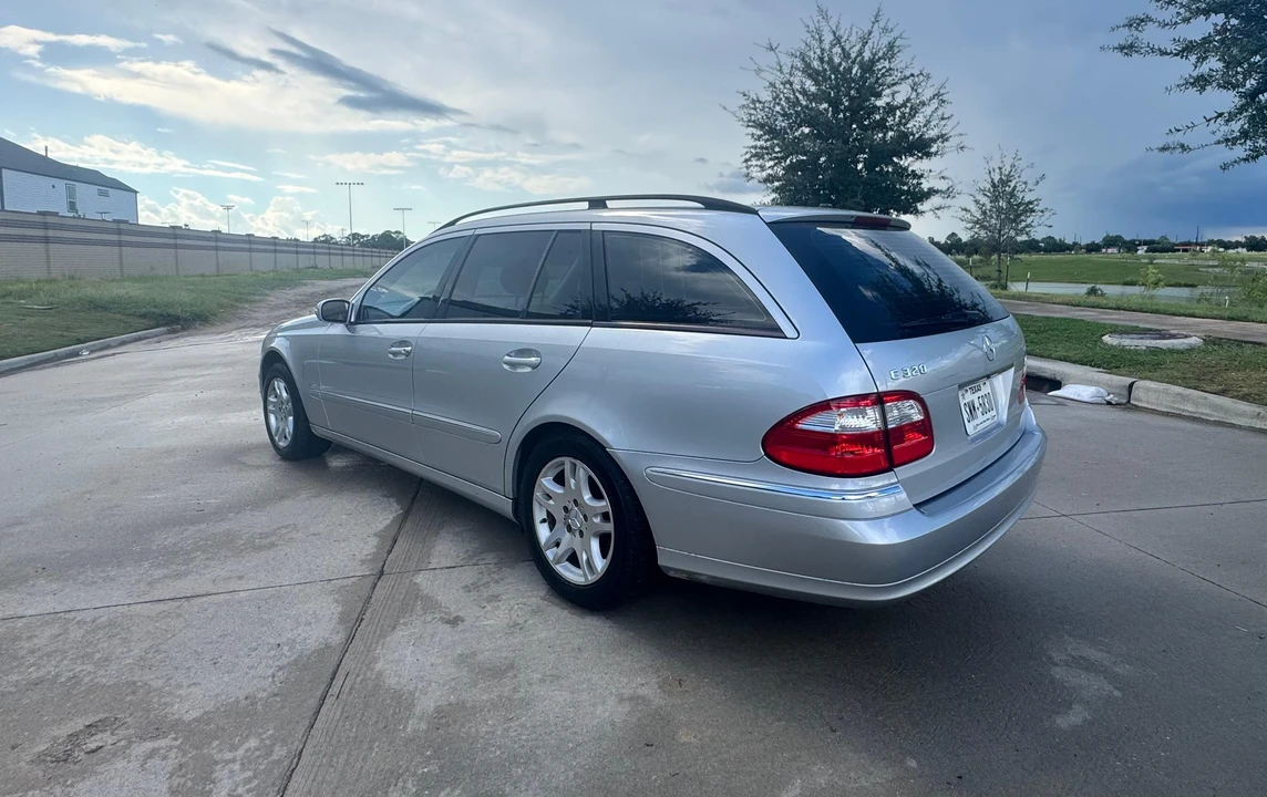 2004 Mercedes-Benz W211 E-Class - Image 13 of 31