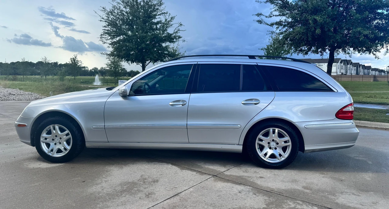 2004 Mercedes-Benz W211 E-Class - Image 12 of 31