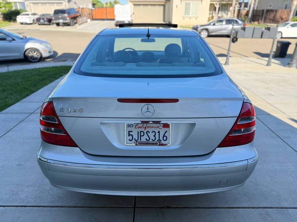 2004 Mercedes-Benz W211 E-Class - Image 6 of 15