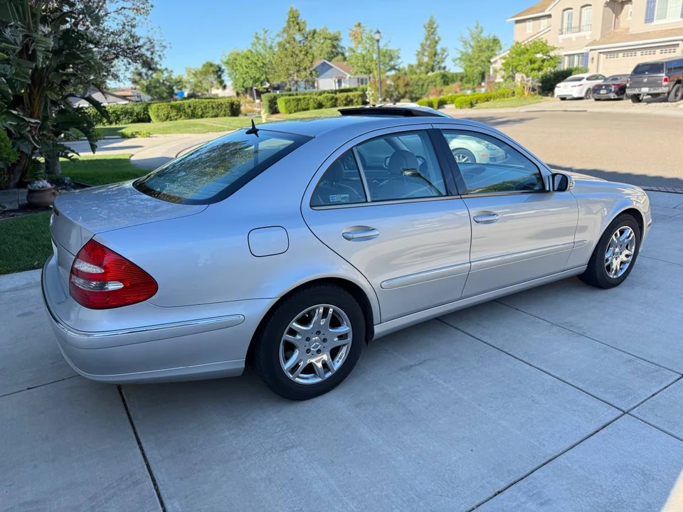 2004 Mercedes-Benz W211 E-Class - Image 8 of 15