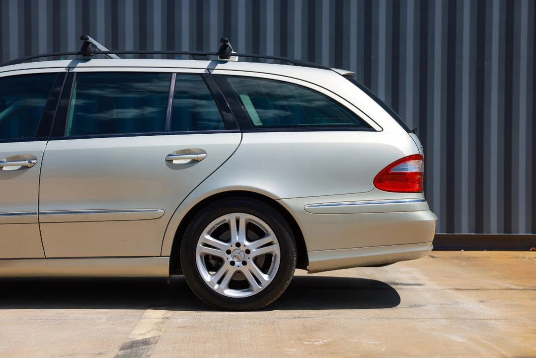 2004 Mercedes-Benz W211 E-Class - Image 29 of 31