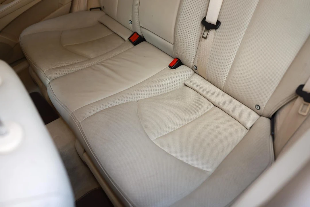 2004 Mercedes-Benz W211 E-Class - Image 10 of 21