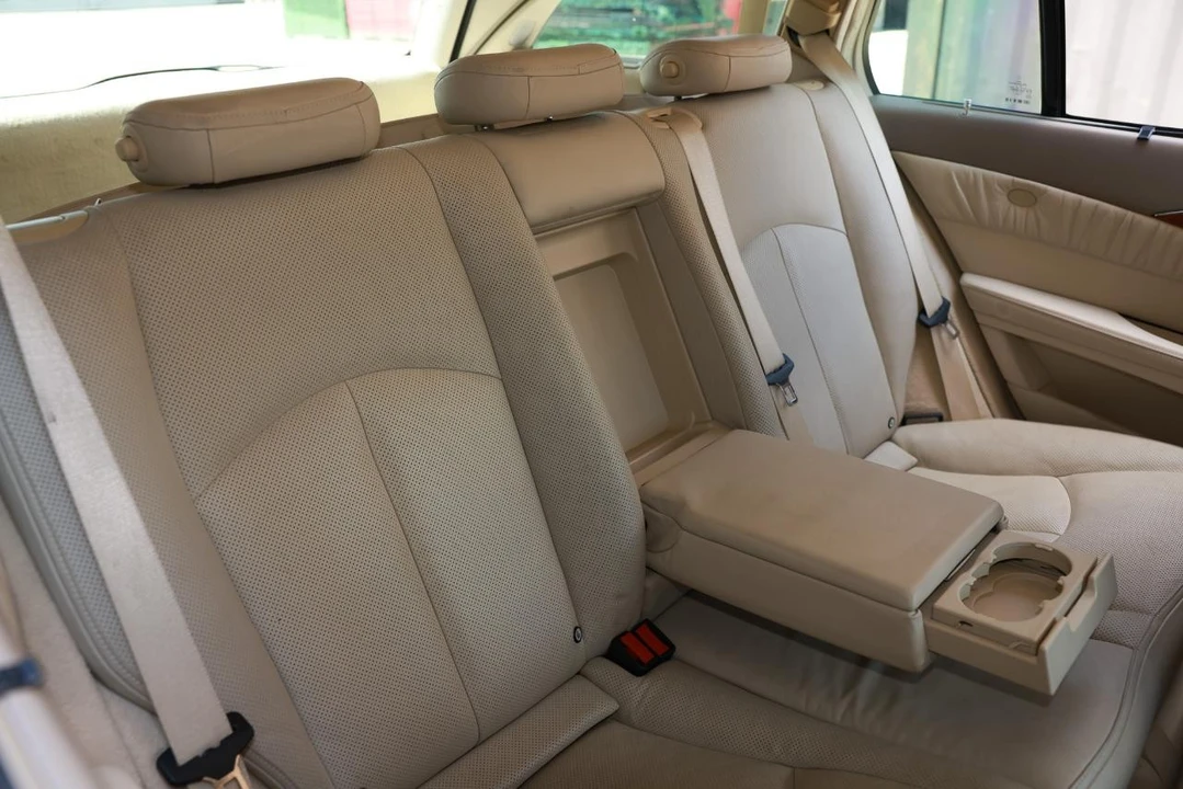 2004 Mercedes-Benz W211 E-Class - Image 14 of 31