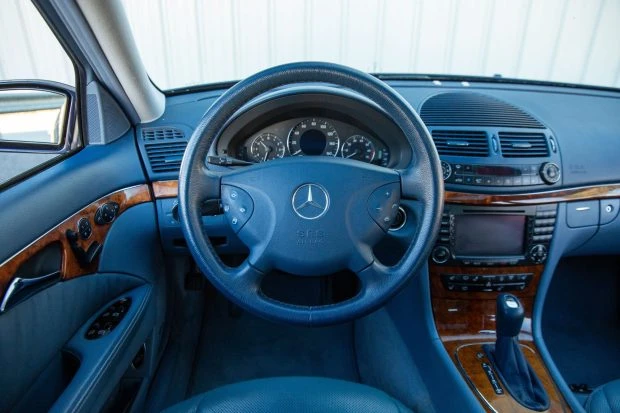 2004 Mercedes-Benz W211 E-Class - Image 6 of 8