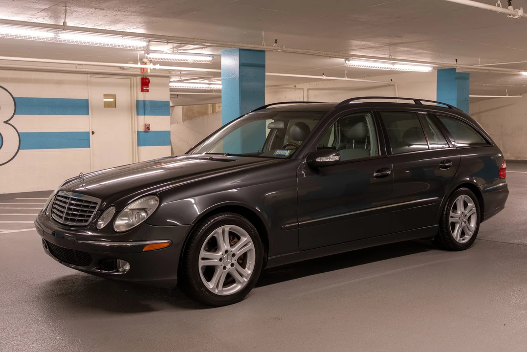 2004 Mercedes-Benz W211 E-Class - Image 2 of 31