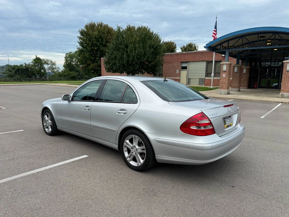 2004 Mercedes-Benz W211 E-Class - Image 3 of 24