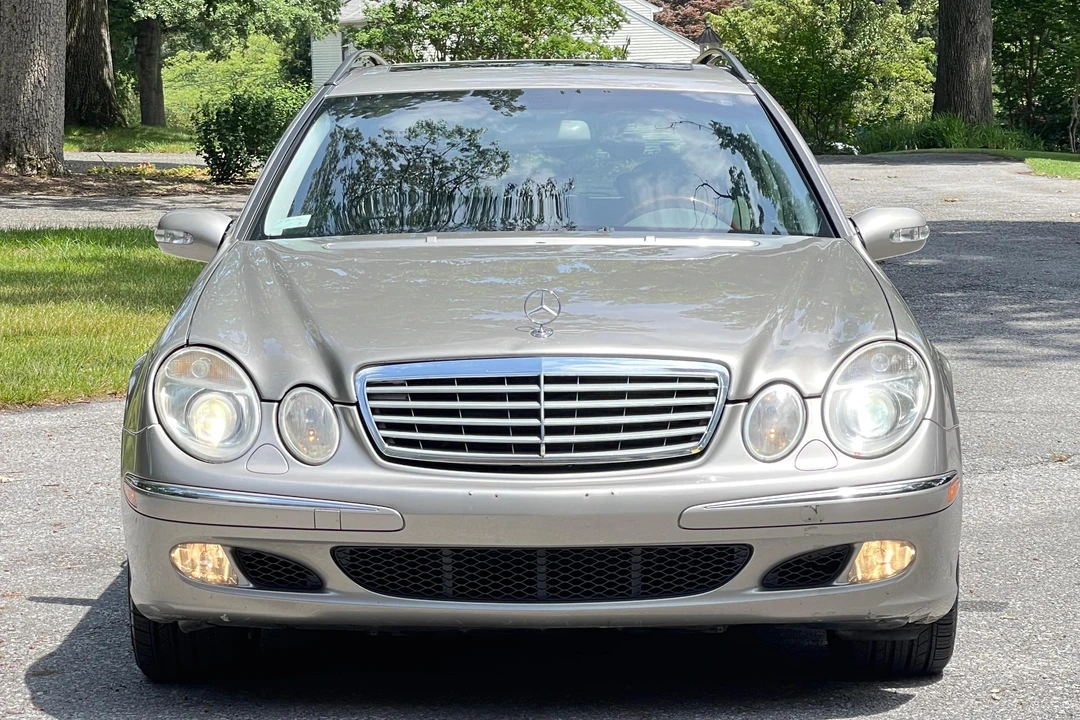 2004 Mercedes-Benz W211 E-Class - Image 2 of 31