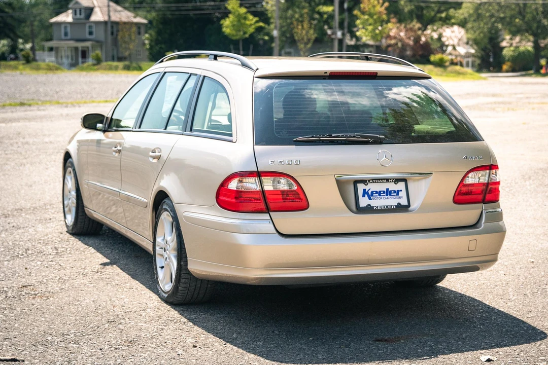 2004 Mercedes-Benz W211 E-Class - Image 12 of 31