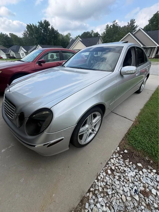 2004 Mercedes-Benz W211 E-Class - Image 4 of 8
