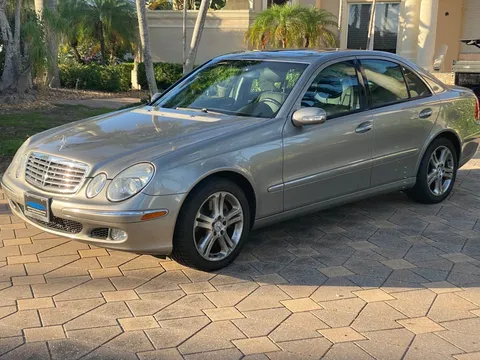 2004 Mercedes-Benz E500 Sedan
