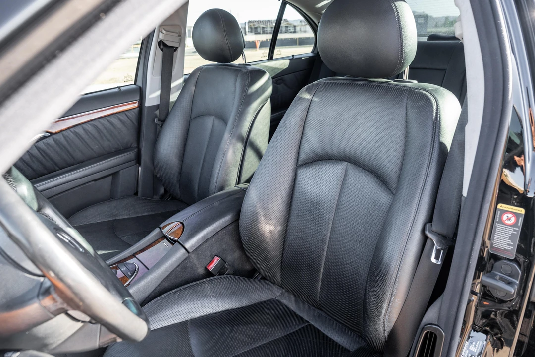 2004 Mercedes-Benz W211 E-Class - Image 24 of 31