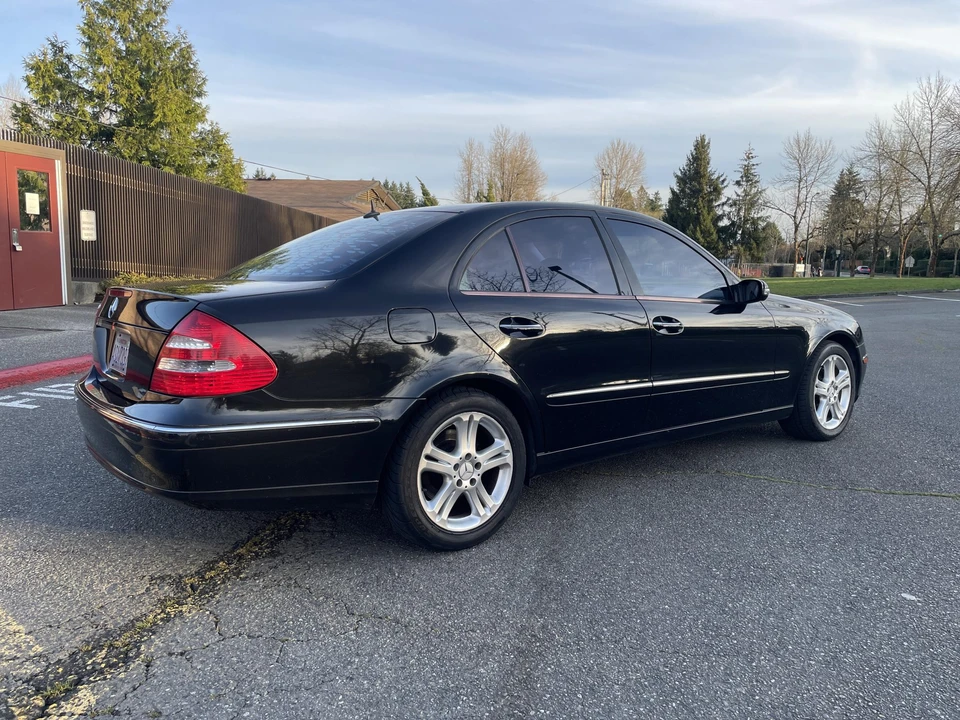 2004 Mercedes-Benz W211 E-Class - Image 11 of 21