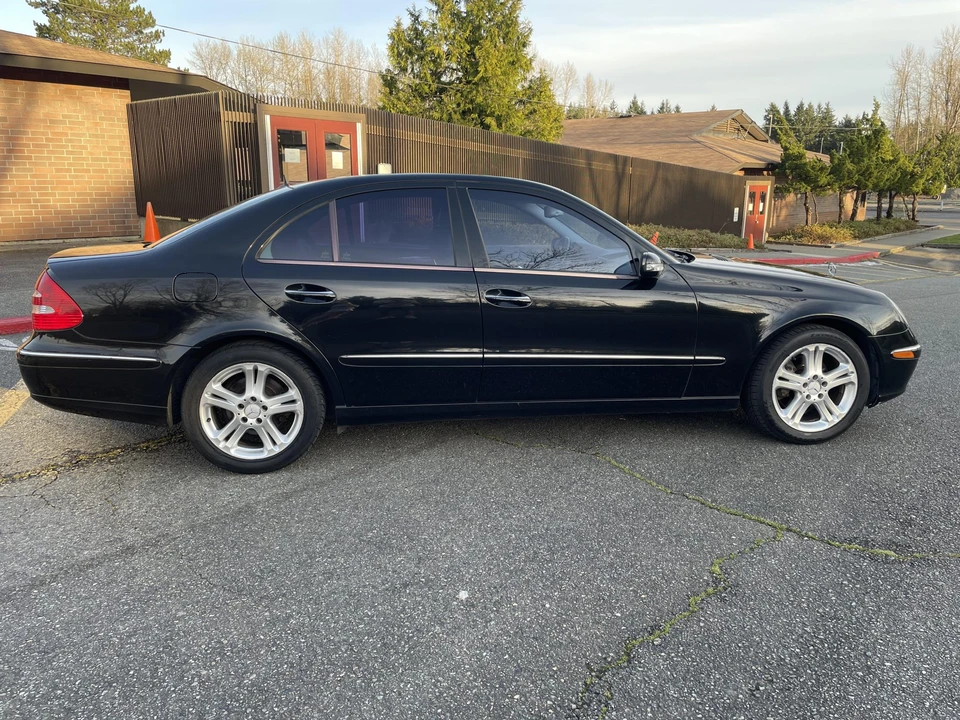 2004 Mercedes-Benz W211 E-Class - Image 9 of 21