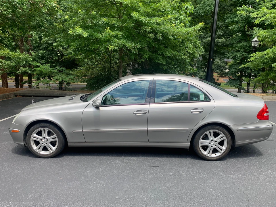 2004 Mercedes-Benz W211 E-Class - Image 11 of 31