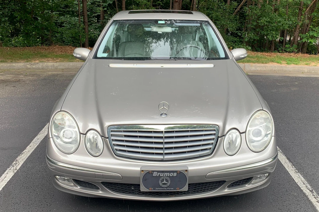 2004 Mercedes-Benz W211 E-Class - Image 2 of 31