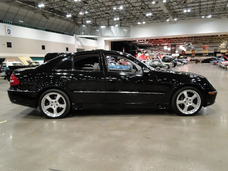 2004 Mercedes-Benz W211 E-Class - Image 2 of 5