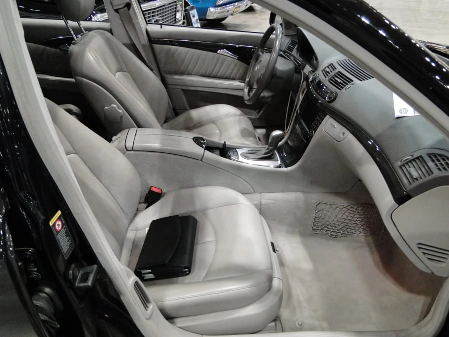 2004 Mercedes-Benz W211 E-Class - Image 3 of 5