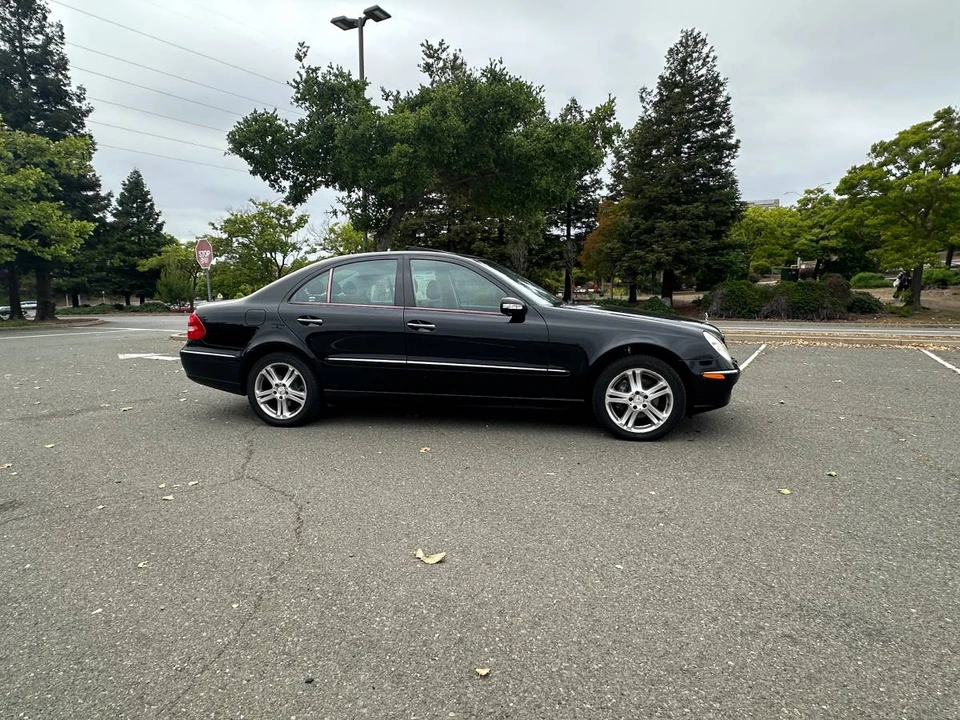 2004 Mercedes-Benz W211 E-Class - Image 8 of 15