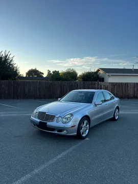 2004 Mercedes-Benz E500 Sedan