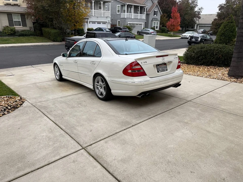 2004 Mercedes-Benz W211 E 55 & E 63 AMG - Image 9 of 10
