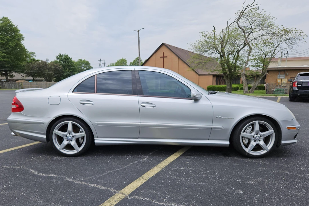 2004 Mercedes-Benz W211 E 55 & E 63 AMG - Image 3 of 31