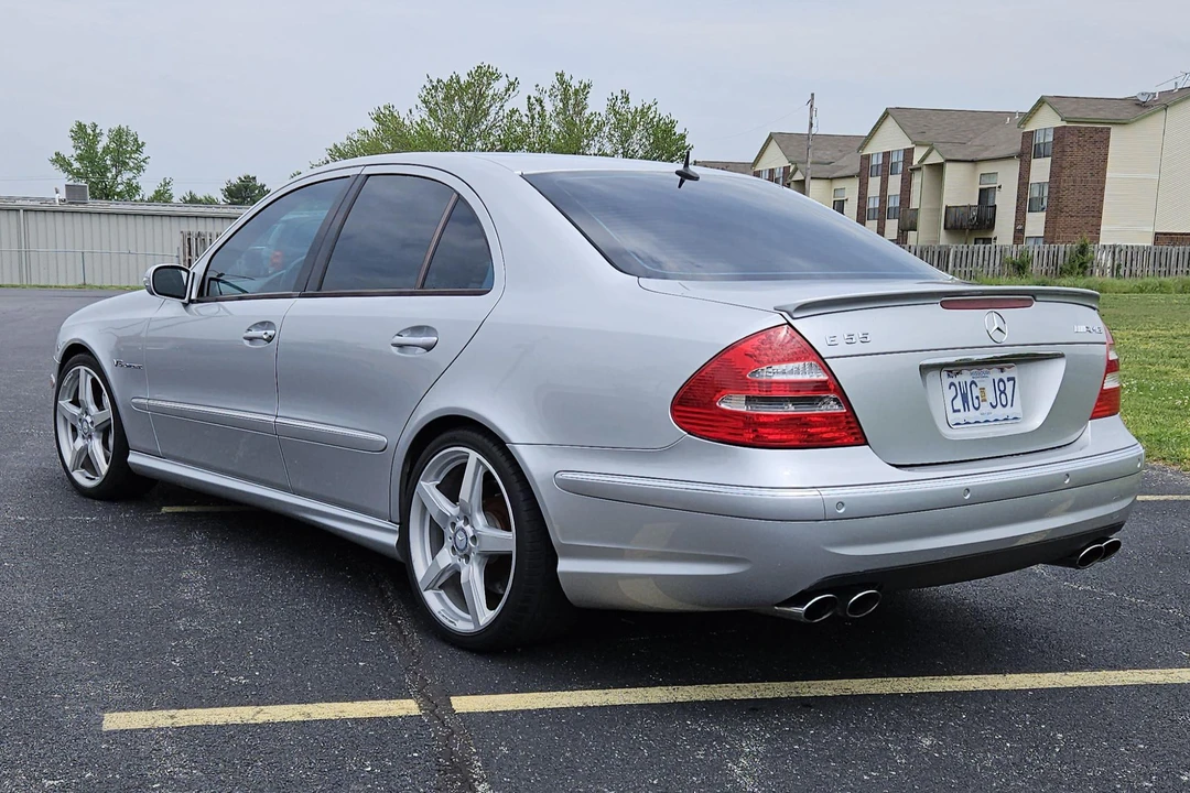 2004 Mercedes-Benz W211 E 55 & E 63 AMG - Image 4 of 31