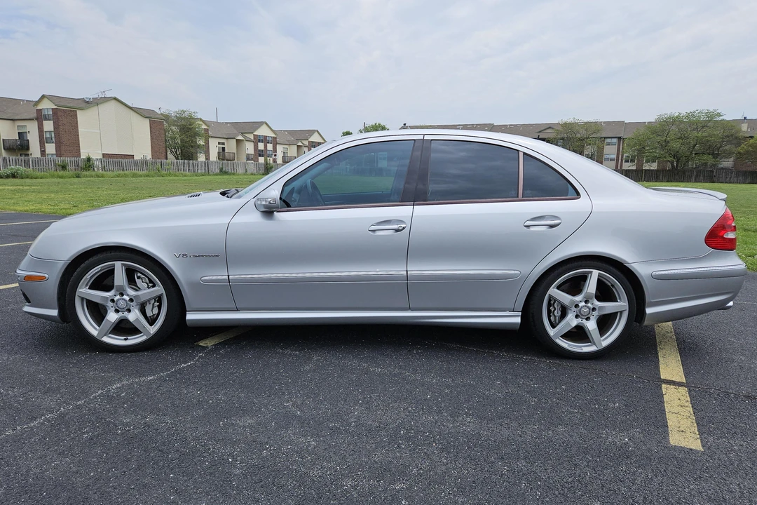 2004 Mercedes-Benz W211 E 55 & E 63 AMG - Image 7 of 31